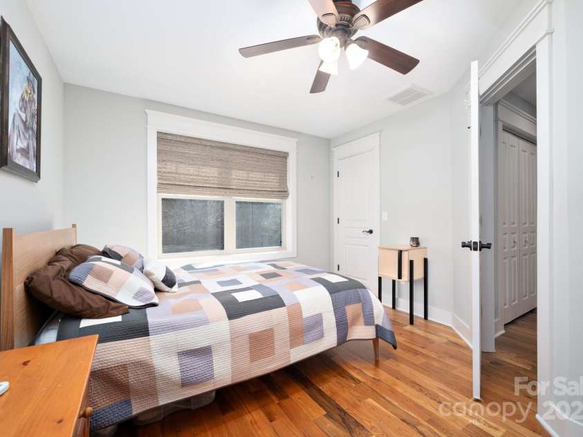 66 Deaver Street, Asheville, NC 28806.  MLS# CAR4217657, YatesRealty ID 8810. Four Bedrooms in Total