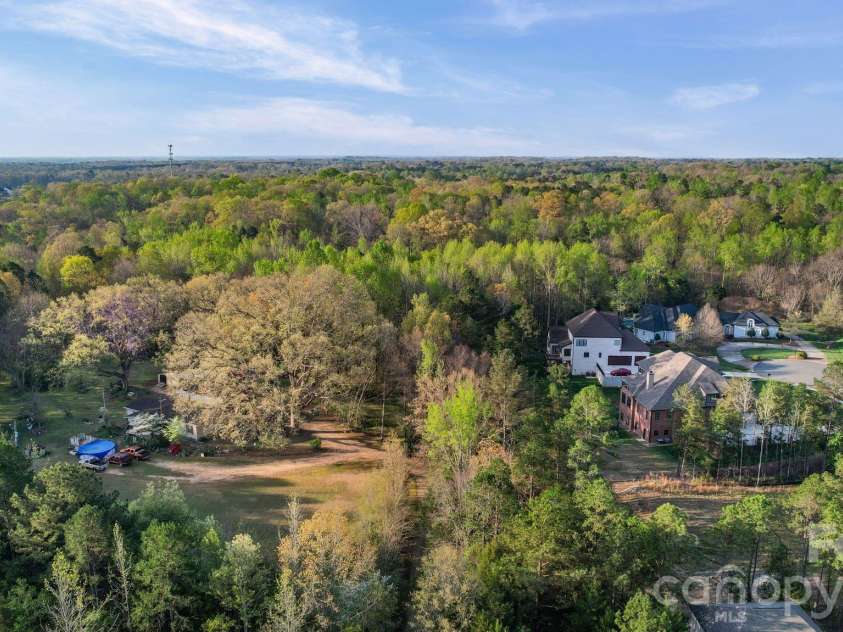 7922 Silver Maple Lane, Mint Hill, NC 28227.  MLS# CAR4318786, YatesRealty ID 8810. 
