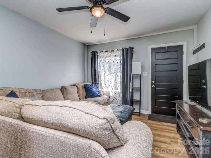 2326 Mason Street, Shelby, NC 28150.  MLS# CAR4360551, YatesRealty ID 8811. 
