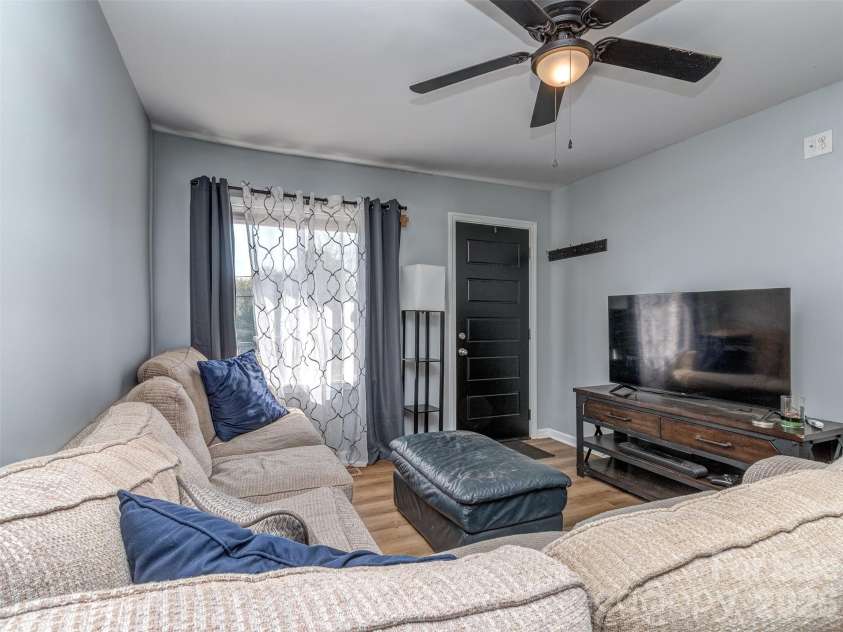 2326 Mason Street, Shelby, NC 28150.  MLS# CAR4360551, YatesRealty ID 8811. 