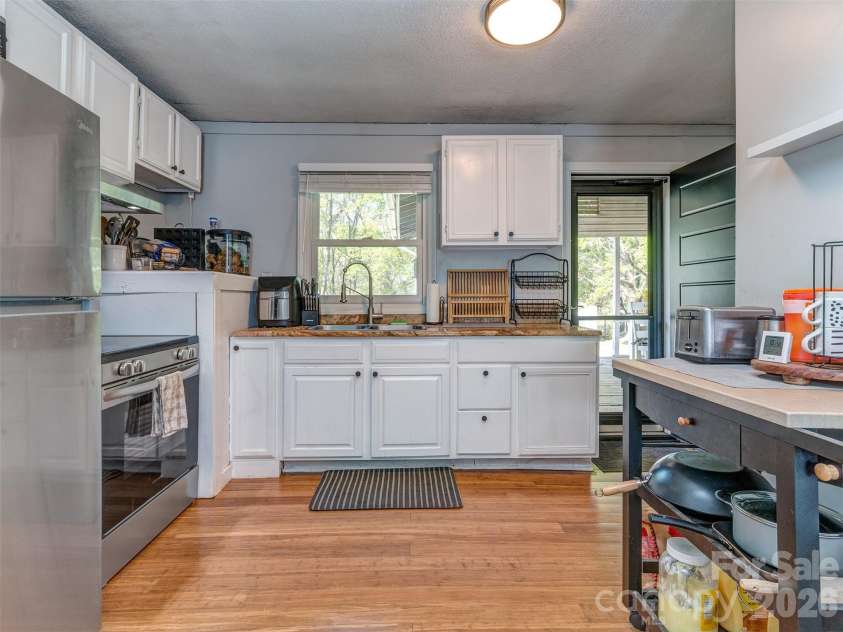 2326 Mason Street, Shelby, NC 28150.  MLS# CAR4360551, YatesRealty ID 8811. 