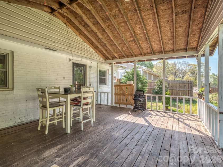 2326 Mason Street, Shelby, NC 28150.  MLS# CAR4360551, YatesRealty ID 8811. 