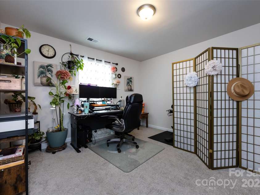 3100 Cheyney Park Drive, Charlotte, NC 28269.  MLS# CAR4247612, YatesRealty ID 8811. Bedroom main