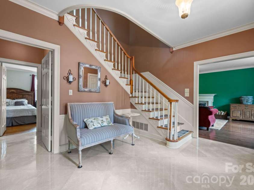 1540 Westbrook Circle, Gastonia, NC 28052.  MLS# CAR4353773, YatesRealty ID 8812. 