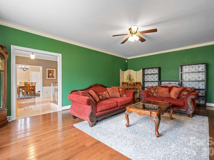 1540 Westbrook Circle, Gastonia, NC 28052.  MLS# CAR4353773, YatesRealty ID 8812. 