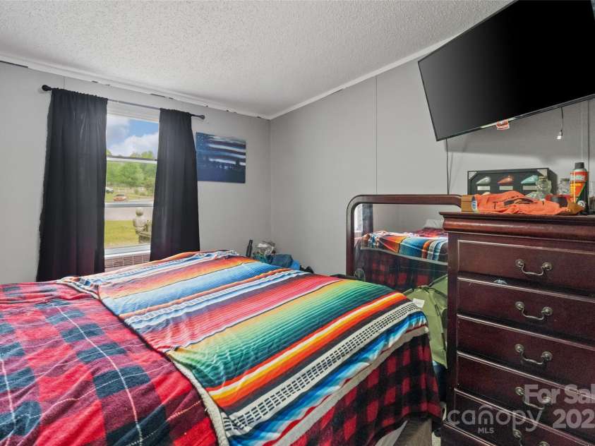 5128 Green Leaf Court, Mount Holly, NC 28120.  MLS# CAR4230557, YatesRealty ID 8814. 