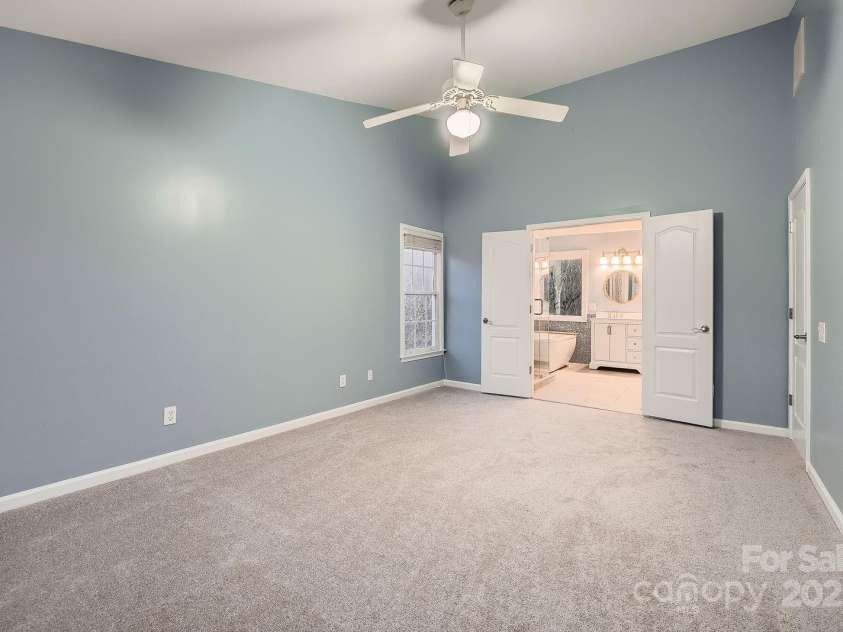 2835 Peverell Lane, Charlotte, NC 28270.  MLS# CAR4233210, YatesRealty ID 8815. 