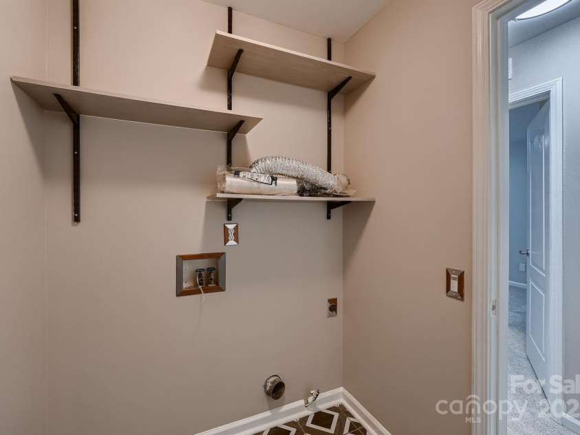 2835 Peverell Lane, Charlotte, NC 28270.  MLS# CAR4233210, YatesRealty ID 8815. 