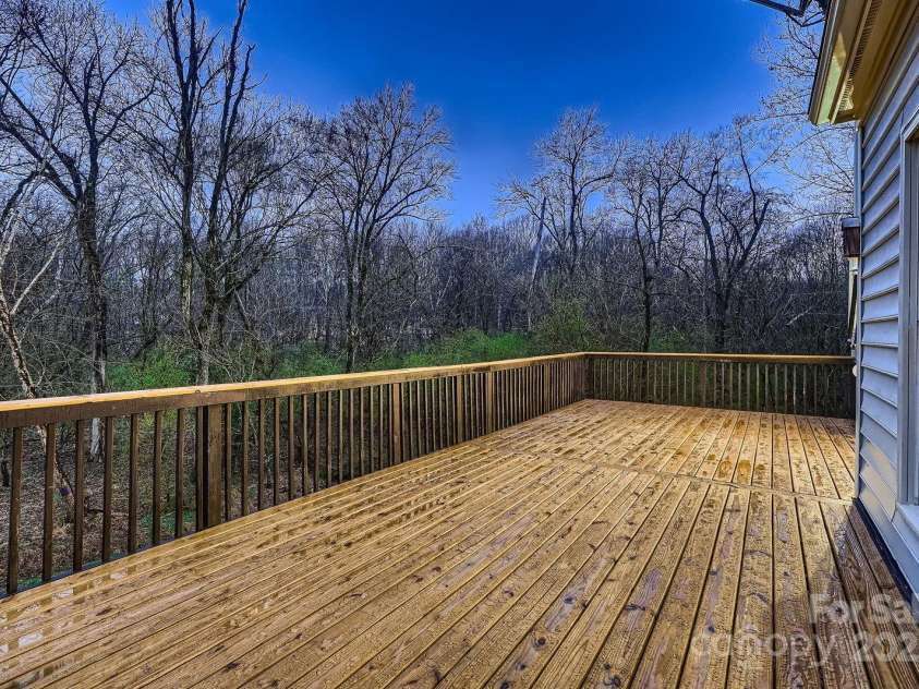 2835 Peverell Lane, Charlotte, NC 28270.  MLS# CAR4233210, YatesRealty ID 8815. 