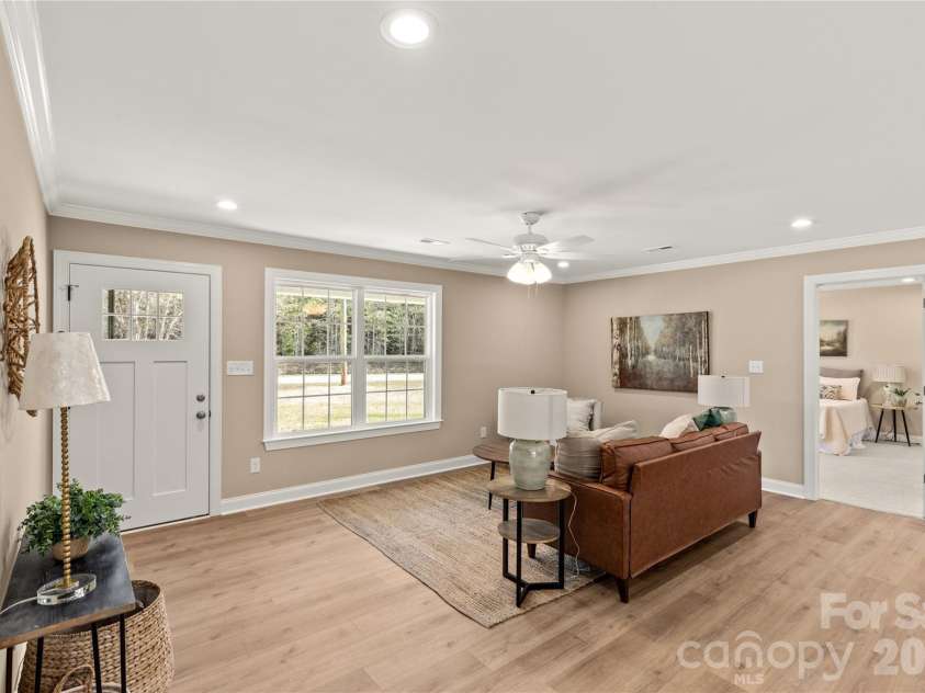 6270 Kershaw Camden Highway, Kershaw, SC 29067.  MLS# CAR4344124, YatesRealty ID 8816. 