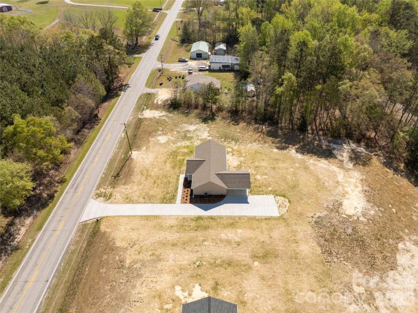 6270 Kershaw Camden Highway, Kershaw, SC 29067.  MLS# CAR4344124, YatesRealty ID 8816. 