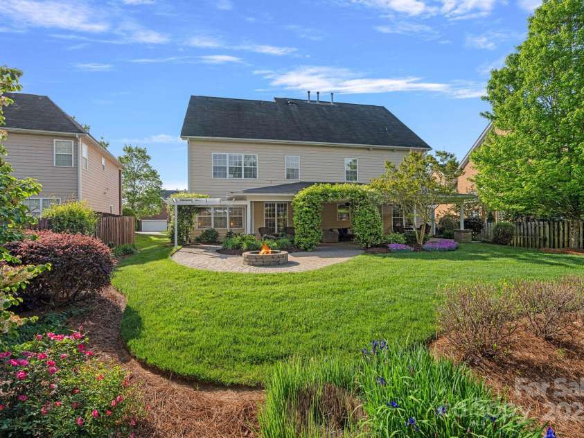 642 Vega Street, Concord, NC 28027.  MLS# CAR4248597, YatesRealty ID 8816. 