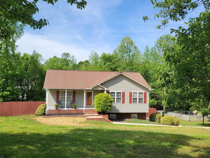 115 Scotch Irish Lane, Troutman, NC 28166.  MLS# CAR4223463, YatesRealty ID 8819. Great ranch with basement BOM after porch renovation