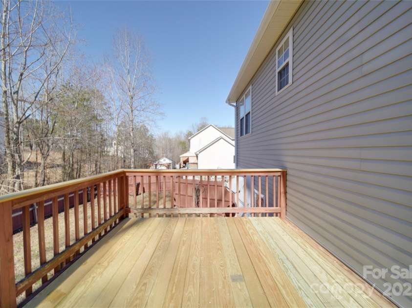 115 Scotch Irish Lane, Troutman, NC 28166.  MLS# CAR4223463, YatesRealty ID 8819. Rebuilt deck