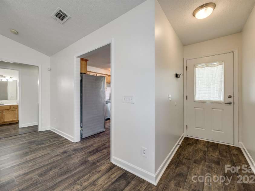 1526 Tuckers Glenn Drive, Rock Hill, SC 29732.  MLS# CAR4249739, YatesRealty ID 8824. 