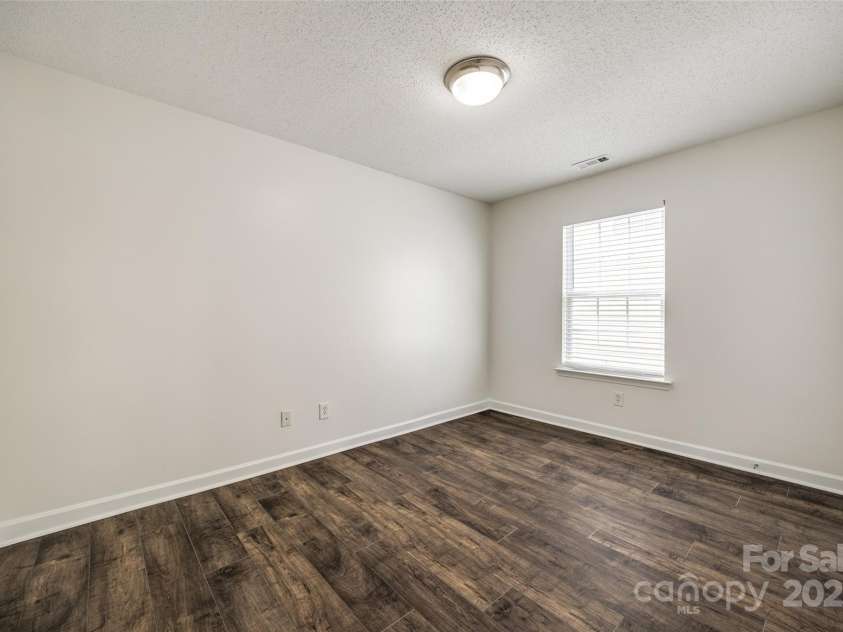 1526 Tuckers Glenn Drive, Rock Hill, SC 29732.  MLS# CAR4249739, YatesRealty ID 8824. 