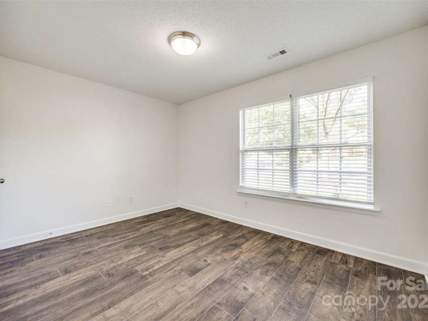 1526 Tuckers Glenn Drive, Rock Hill, SC 29732.  MLS# CAR4249739, YatesRealty ID 8824. 