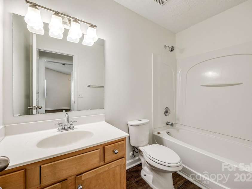 1526 Tuckers Glenn Drive, Rock Hill, SC 29732.  MLS# CAR4249739, YatesRealty ID 8824. 