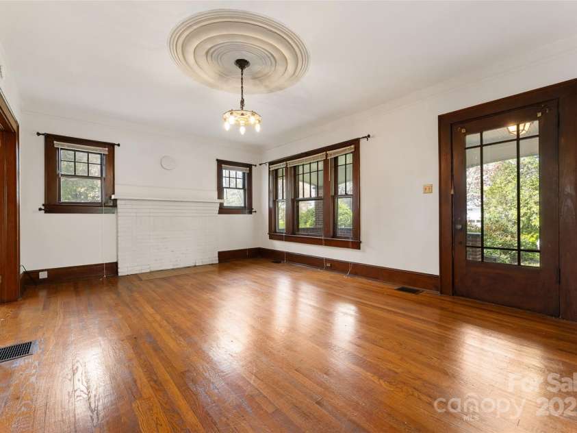 296 Anderson Street, Mars Hill, NC 28754.  MLS# CAR4251148, YatesRealty ID 8825. 