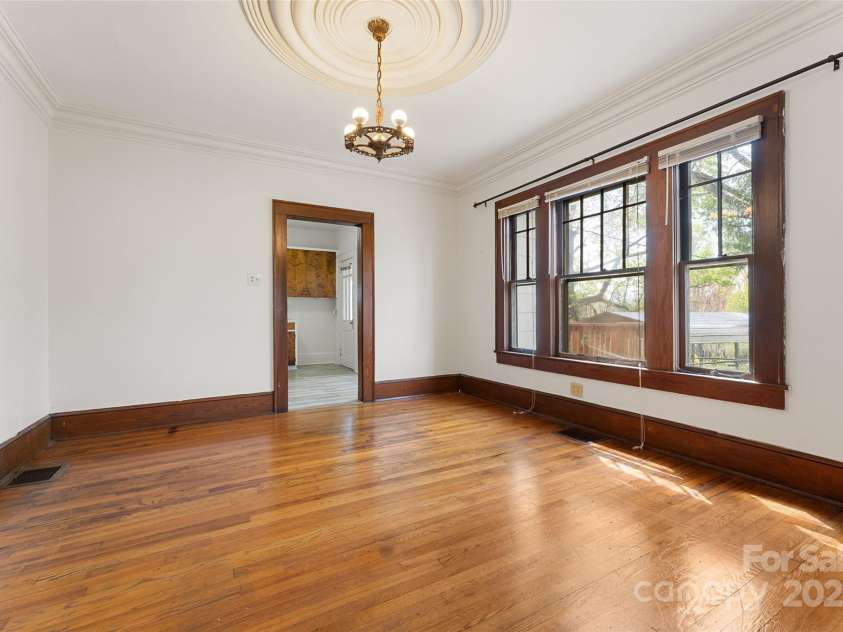 296 Anderson Street, Mars Hill, NC 28754.  MLS# CAR4251148, YatesRealty ID 8825. 