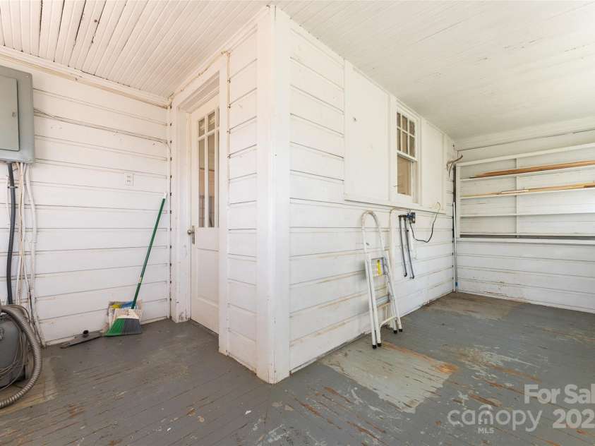 296 Anderson Street, Mars Hill, NC 28754.  MLS# CAR4251148, YatesRealty ID 8825. 