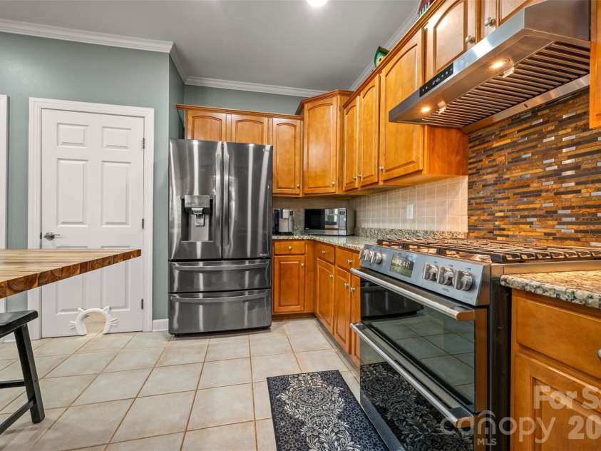 391 Chisholm Trail, Rutherfordton, NC 28139.  MLS# CAR4353780, YatesRealty ID 8825. 