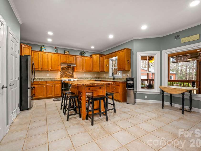 391 Chisholm Trail, Rutherfordton, NC 28139.  MLS# CAR4353780, YatesRealty ID 8825. 