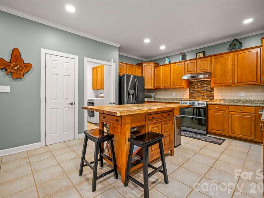 391 Chisholm Trail, Rutherfordton, NC 28139.  MLS# CAR4353780, YatesRealty ID 8825. 