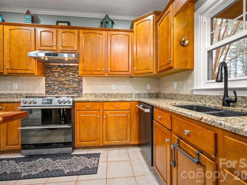 391 Chisholm Trail, Rutherfordton, NC 28139.  MLS# CAR4353780, YatesRealty ID 8825. 