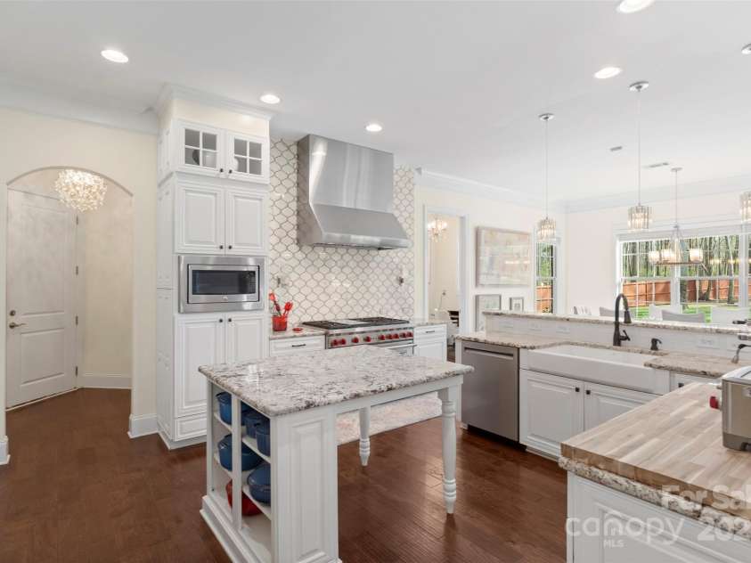 518 May Green Drive, Clover, SC 29710.  MLS# CAR4234722, YatesRealty ID 8826. 