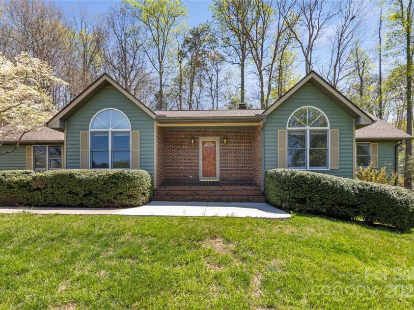 151 Canaan Drive, Candler, NC 28715.  MLS# CAR4248750, YatesRealty ID 8828. 