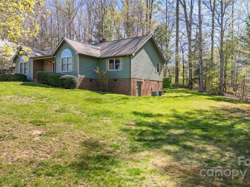 151 Canaan Drive, Candler, NC 28715.  MLS# CAR4248750, YatesRealty ID 8828. 