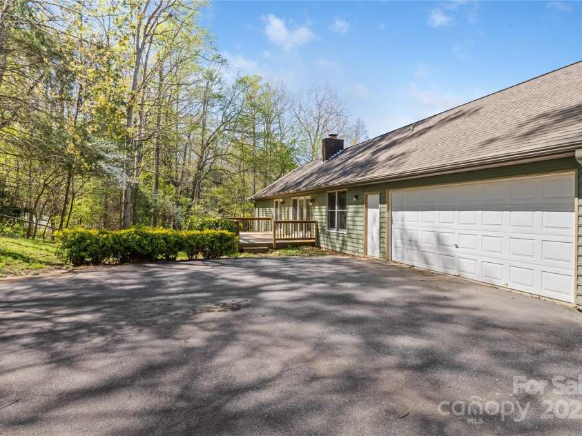 151 Canaan Drive, Candler, NC 28715.  MLS# CAR4248750, YatesRealty ID 8828. 