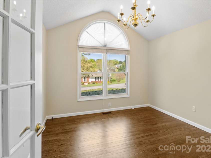 151 Canaan Drive, Candler, NC 28715.  MLS# CAR4248750, YatesRealty ID 8828. 