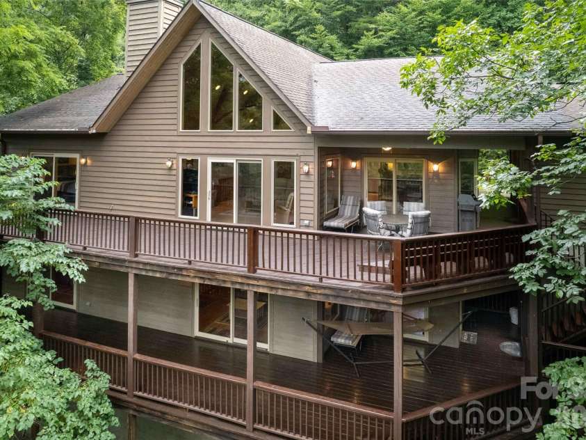 300 Sweet Birch Lane, Tuckasegee, NC 28783.  MLS# CAR4289409, YatesRealty ID 8829. 