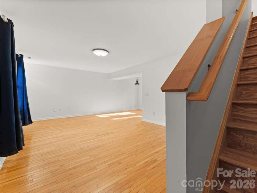 13 Castle Street, Asheville, NC 28803.  MLS# CAR4370970, YatesRealty ID 883. 