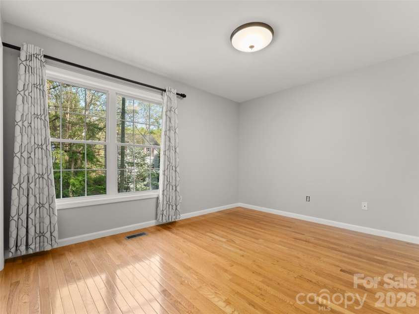 13 Castle Street, Asheville, NC 28803.  MLS# CAR4370970, YatesRealty ID 883. 