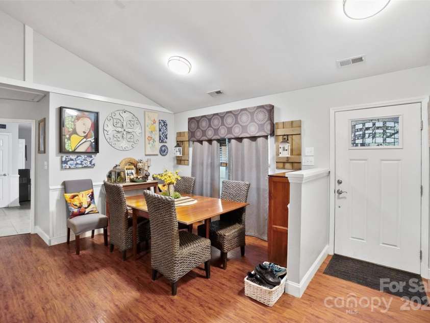 8018 Maxwelton Drive, Huntersville, NC 28078.  MLS# CAR4172531, YatesRealty ID 883. 
