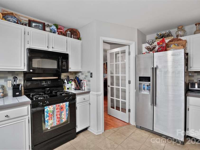 8018 Maxwelton Drive, Huntersville, NC 28078.  MLS# CAR4172531, YatesRealty ID 883. 