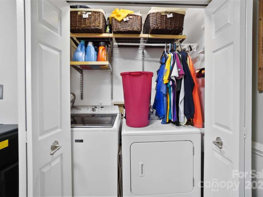 8018 Maxwelton Drive, Huntersville, NC 28078.  MLS# CAR4172531, YatesRealty ID 883. 