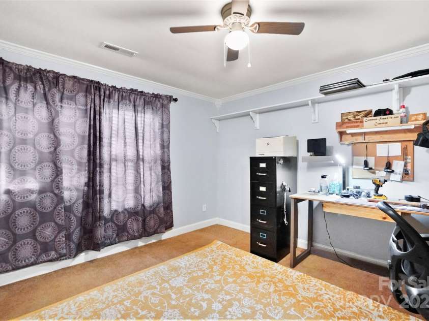 8018 Maxwelton Drive, Huntersville, NC 28078.  MLS# CAR4172531, YatesRealty ID 883. 