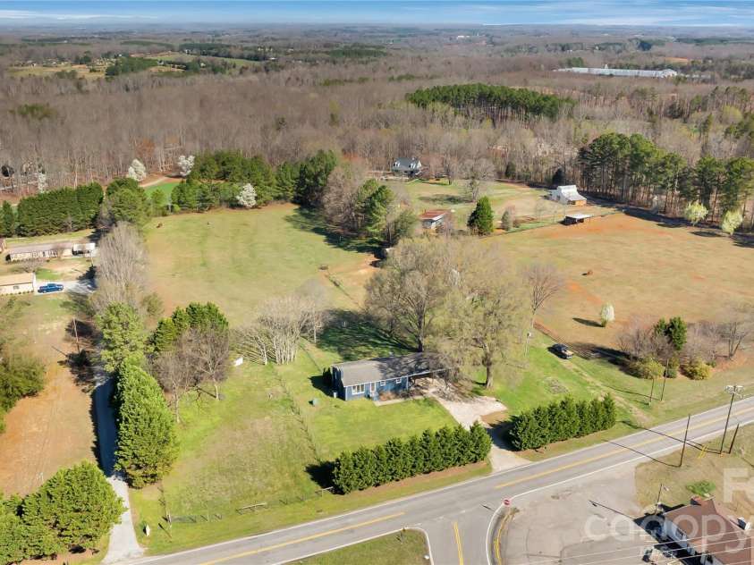 6268 Long Island Road, Catawba, NC 28609.  MLS# CAR4356585, YatesRealty ID 8831. 