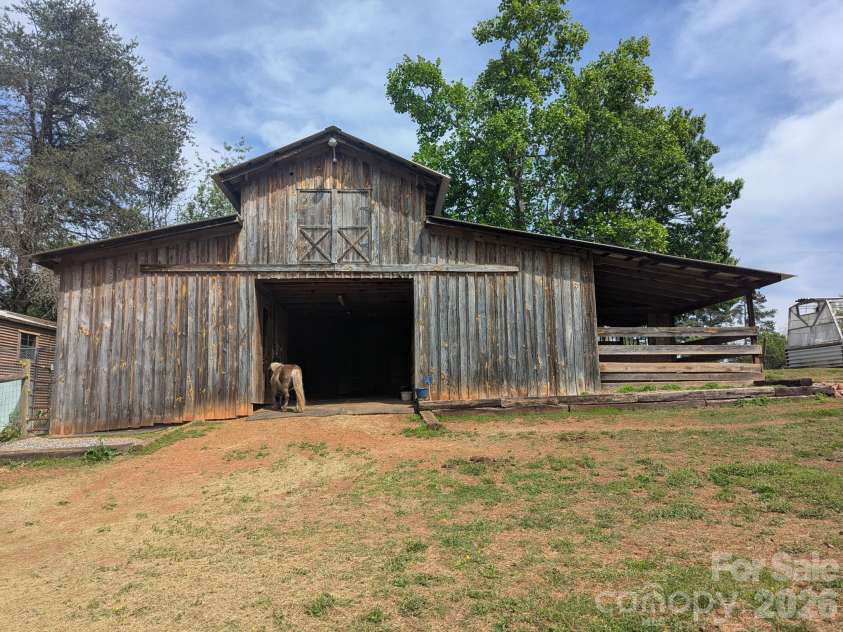 6268 Long Island Road, Catawba, NC 28609.  MLS# CAR4356585, YatesRealty ID 8831. 