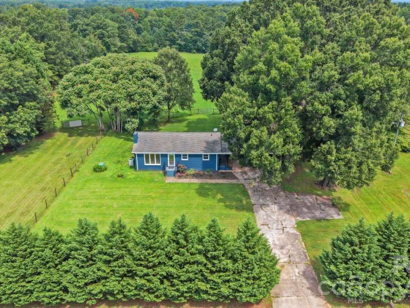 6268 Long Island Road, Catawba, NC 28609.  MLS# CAR4413837, YatesRealty ID 8831. 