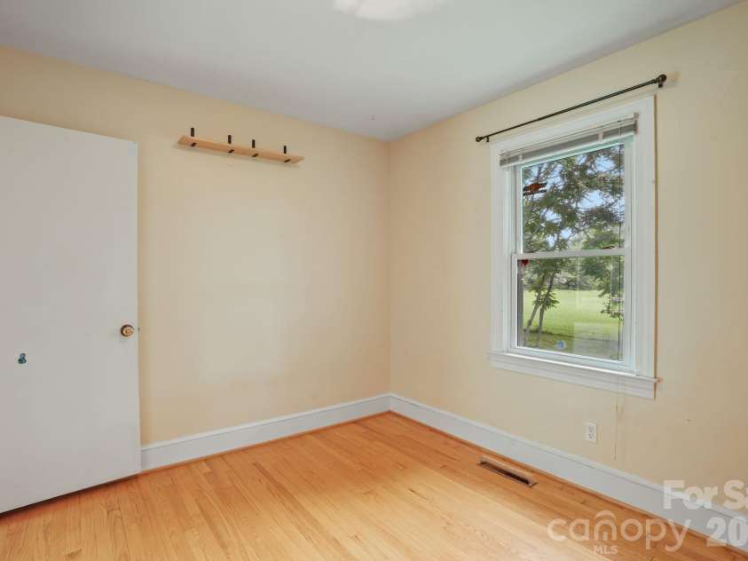 6268 Long Island Road, Catawba, NC 28609.  MLS# CAR4413837, YatesRealty ID 8831. 