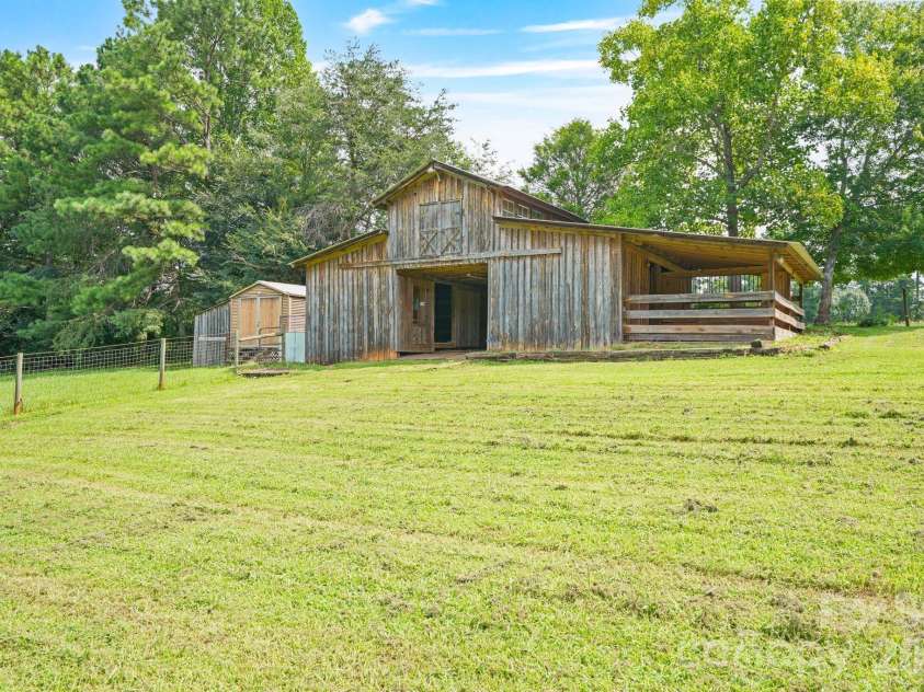 6268 Long Island Road, Catawba, NC 28609.  MLS# CAR4413837, YatesRealty ID 8831. 