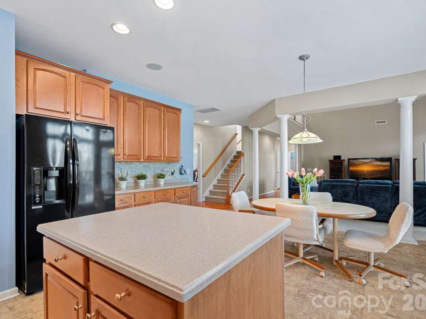 16723 Hugh Torance Parkway, Huntersville, NC 28078.  MLS# CAR4359347, YatesRealty ID 8832. Such a great layout for entertaining!