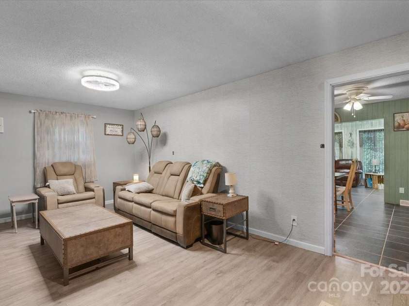 100 Ponder Road, Grover, NC 28073.  MLS# CAR4290489, YatesRealty ID 8833. 