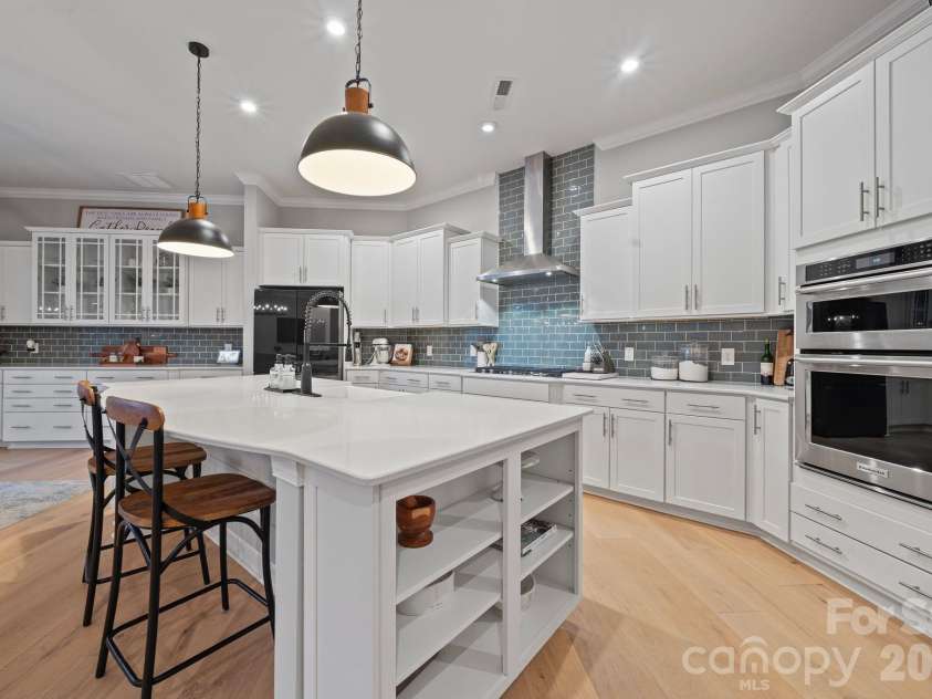 5691 Regal Way, Fort Mill, SC 29707.  MLS# CAR4350002, YatesRealty ID 8833. 