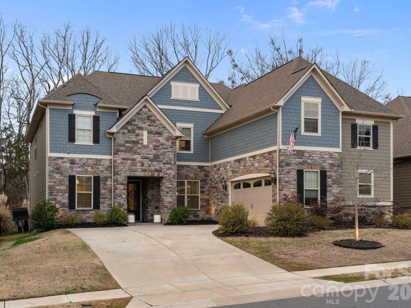 5691 Regal Way, Fort Mill, SC 29707.  MLS# CAR4350002, YatesRealty ID 8833. 